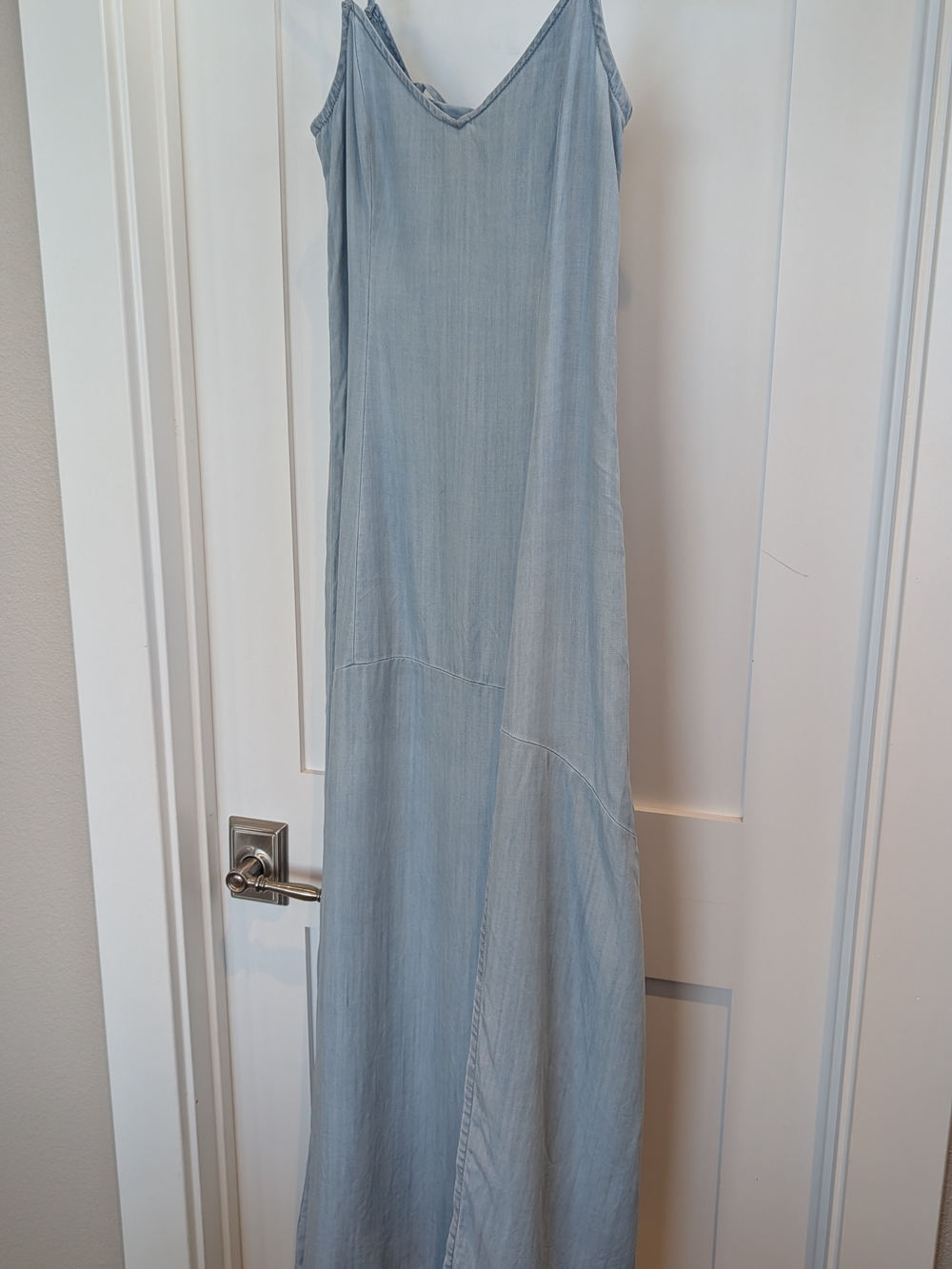 White House Black Market Chambray Lace-Up Maxi Dress Size 6 Light Wash